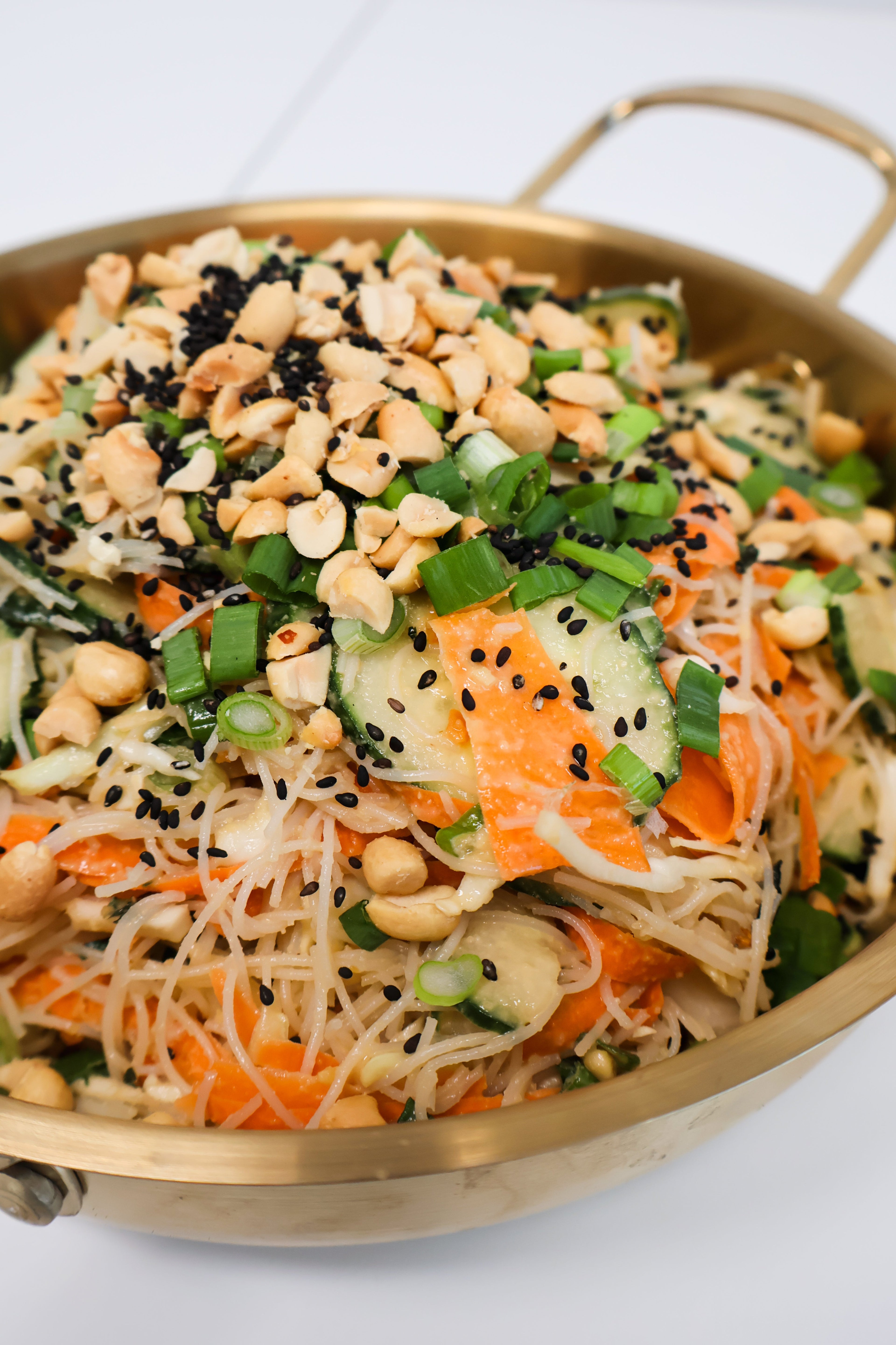 Salade asiatique & sauce aux arachides