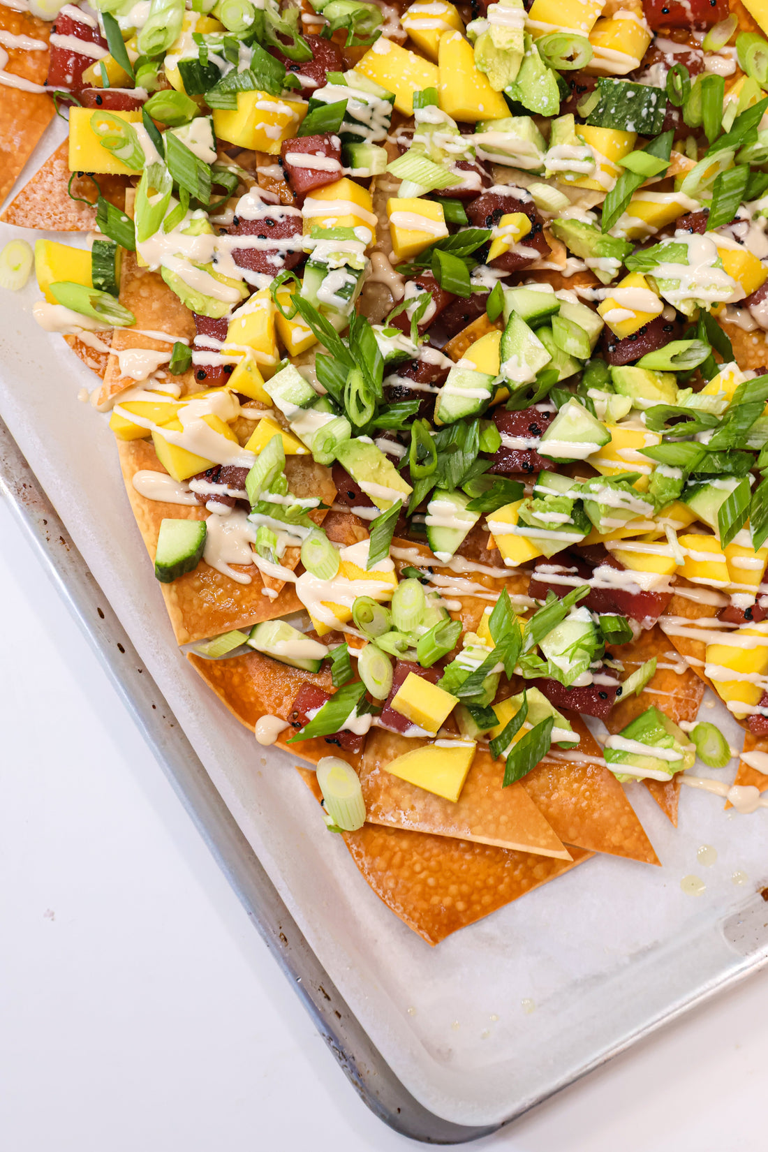 Poke Nachos au thon rouge