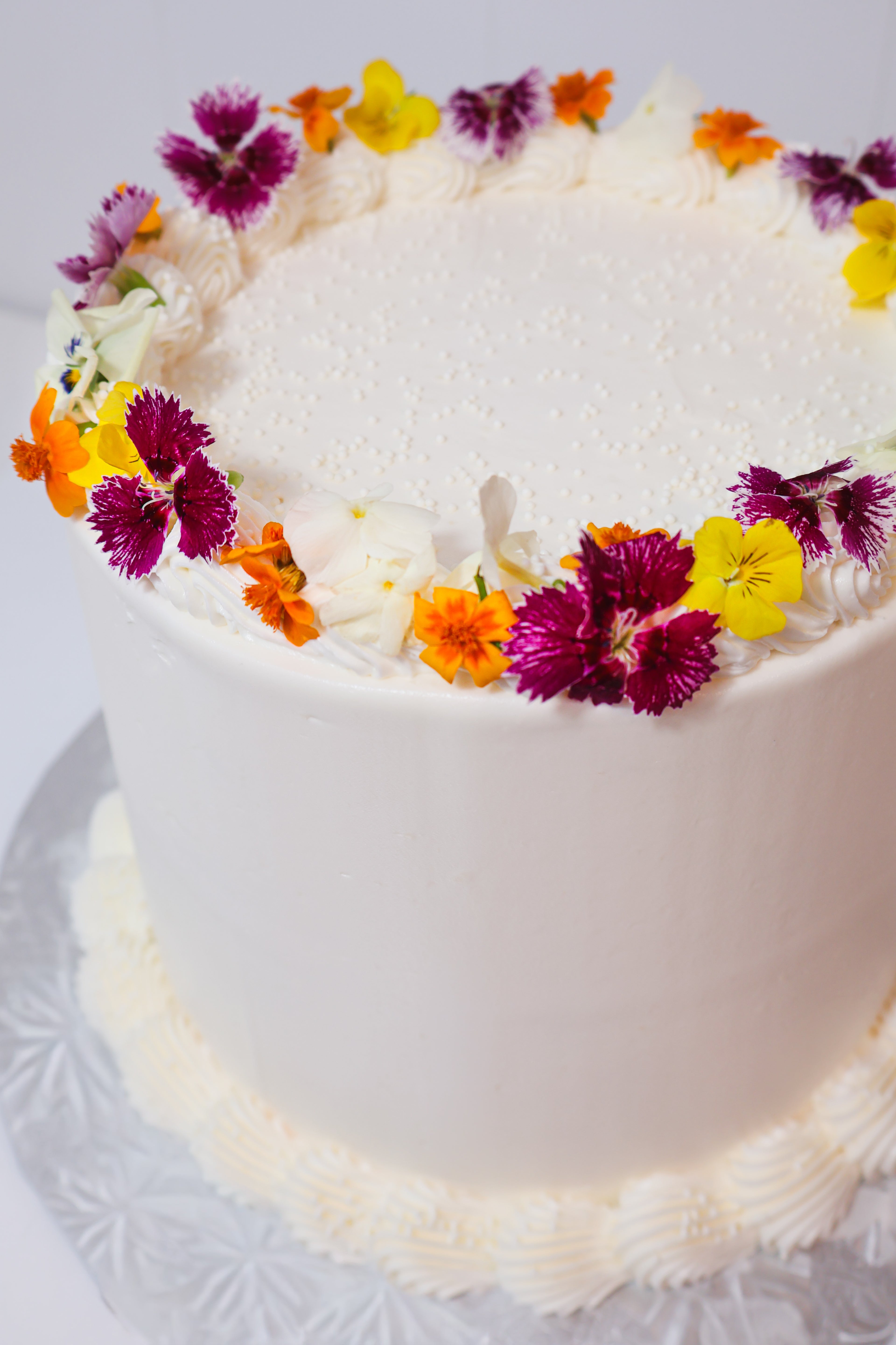 Gâteau fleurs comestibles